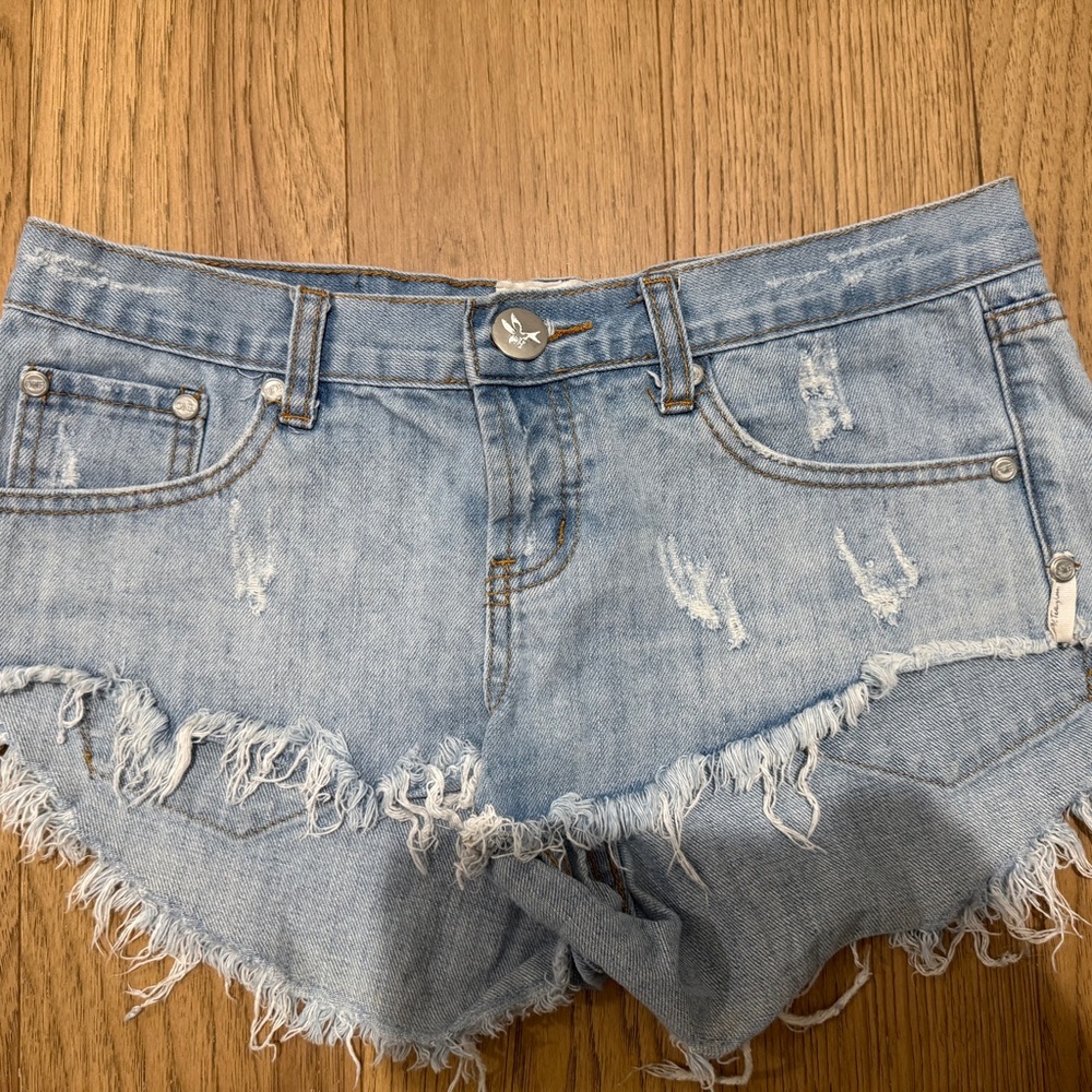 One Teaspoon Distressed Denim Women Shorts